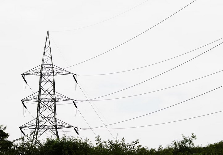 Surplus funds made Sri Lanka’s electricity regulator seek 20% cut in tariff