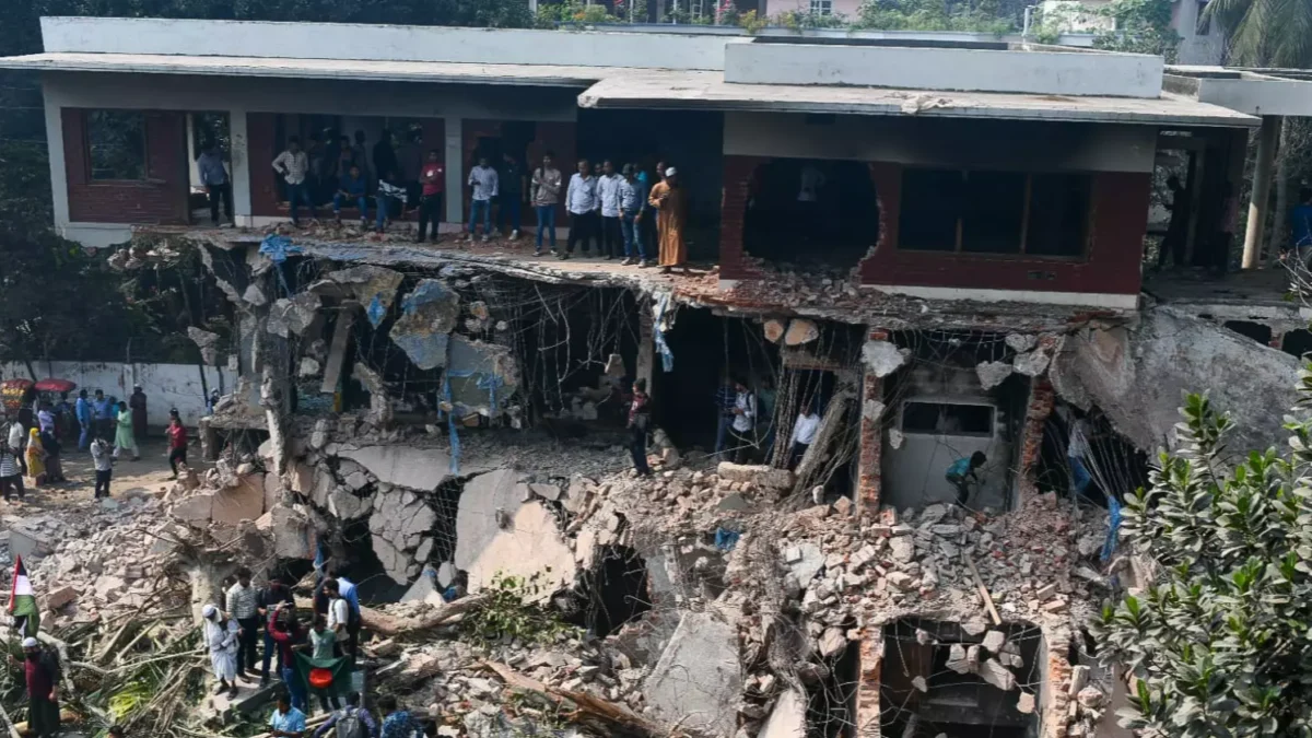 Bangladesh protesters won’t leave Mujib’s house till it is completely flattened