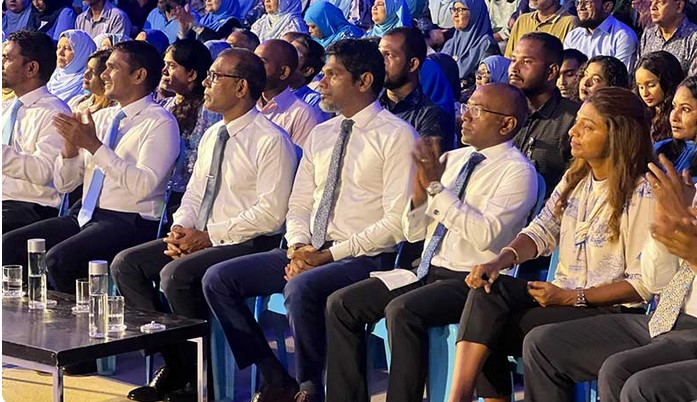 Nasheed withdraws from active politics in MDP and the Democrats