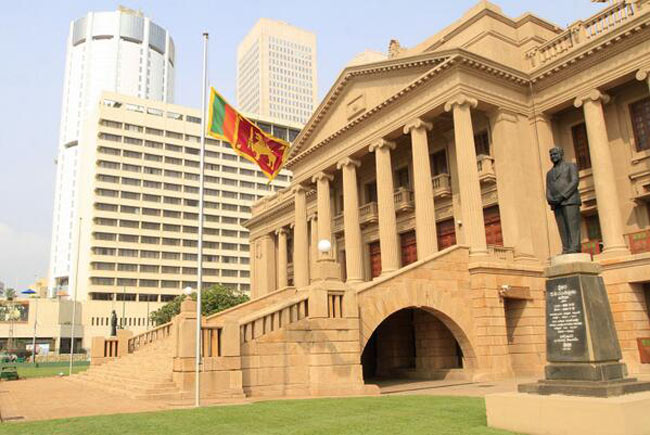 Survey finds that only 50% of Sri Lankans want abolition of Executive Presidency